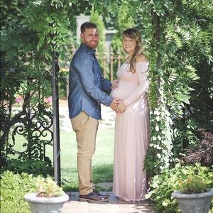 Dresses - Pink blush maternity dress Dresses - Pink blush maternity dress